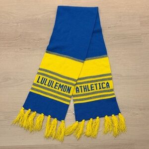 Lululemon Athletica Blue & Yellow Knit Scarf